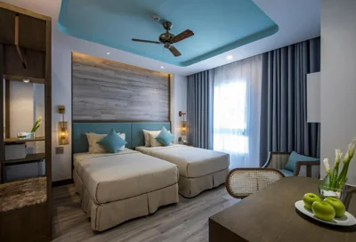 Premium-Twin (Außenblick) + kostenloser Nachmittagstee — Icon Saigon - LifeStyle Design Hotel