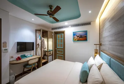 Superior-Doppelzimmer (Innenfenster) + kostenloser Nachmittagstee — Icon Saigon - LifeStyle Design Hotel